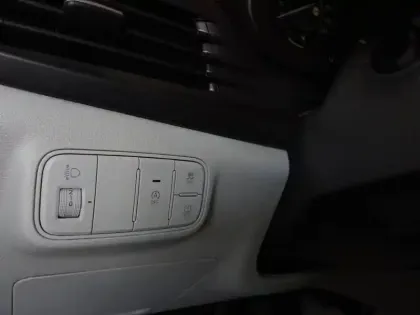 Photo 23 Hyundai Bayon  1.0 T-GDi 100 DCT-7 Hybrid 48V