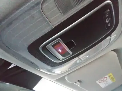 Photo 31 Hyundai Bayon  1.0 T-GDi 100 DCT-7 Hybrid 48V