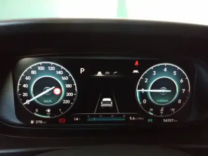 Photo 35 Hyundai Bayon  1.0 T-GDi 100 DCT-7 Hybrid 48V