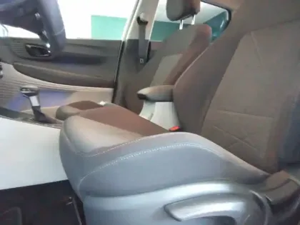 Photo 61 Hyundai Bayon  1.0 T-GDi 100 DCT-7 Hybrid 48V