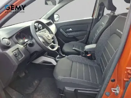 Photo 8 Dacia Duster  TCe 150 FAP 4x2 EDC