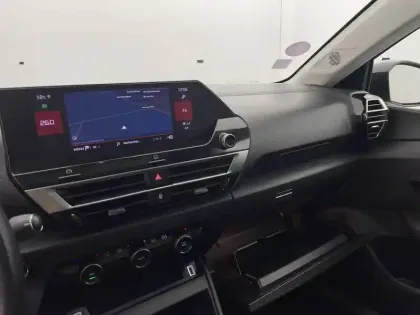 Photo 29 Citroën C4  PureTech 130 S&S EAT8