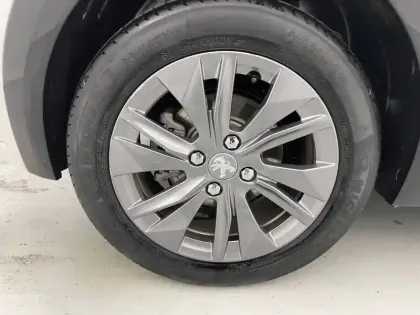 Photo 18 Peugeot 208  Electrique 50 kWh 136ch