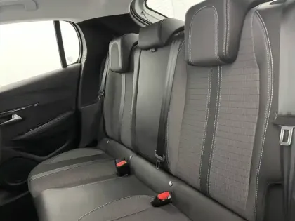 Photo 14 Peugeot 208  Electrique 50 kWh 136ch