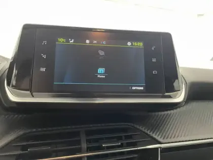 Photo 19 Peugeot 208  Electrique 50 kWh 136ch