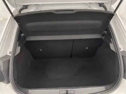 Photo 12 Peugeot 208  Electrique 50 kWh 136ch