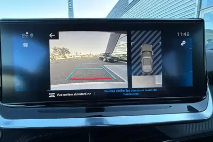 Photo 19 Peugeot 2008  PureTech 130 S&S BVM6