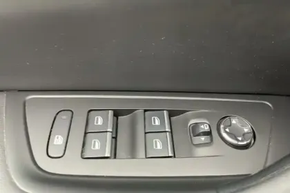 Photo 17 Peugeot 508  SW Hybrid 225 e-EAT8