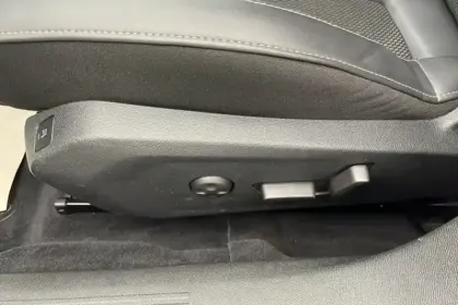 Photo 21 Peugeot 508  SW Hybrid 225 e-EAT8