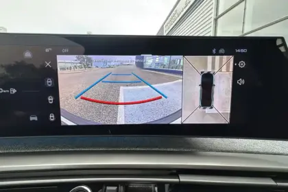 Photo 21 Peugeot 3008  Hybrid 136 e-DCS6