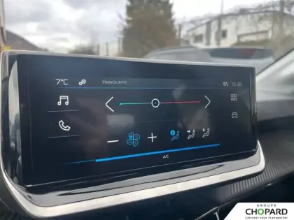 Photo 17 Peugeot 208  PureTech 100 S&S BVM6