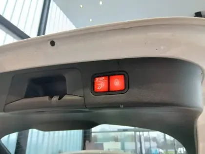 Photo 10 Mercedes GLA  200 d 8G-DCT