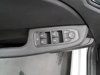 Photo 26 Renault Clio  TCe 90 ch GSR2