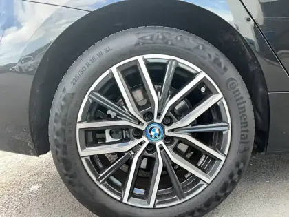 Photo 137 BMW Serie 2 Active Tourer 225e xDrive 245 ch DKG7