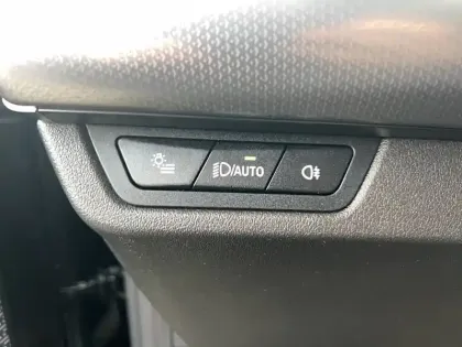 Photo 32 BMW Serie 2 Active Tourer 225e xDrive 245 ch DKG7