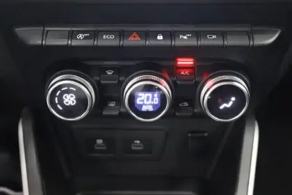 Photo 40 Dacia Duster  TCe 150 FAP 4x2 EDC