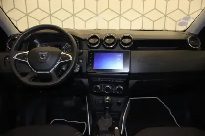 Photo 31 Dacia Duster  TCe 150 FAP 4x2 EDC