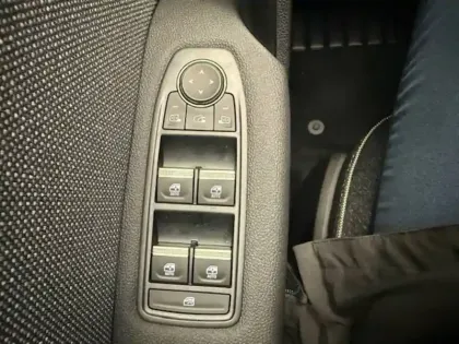 Photo 78 Mitsubishi Grandis  1.8 MPI HEV 158