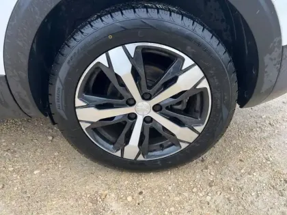 Photo 10 Peugeot 5008  BlueHDi 180ch S&S EAT8