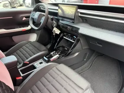 Photo 8 Citroën C3 Aircross  Hybride 145 e-DCS6