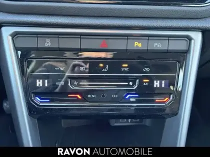 Photo 6 Volkswagen T-roc  1.0 TSI 110 Start/Stop BVM6