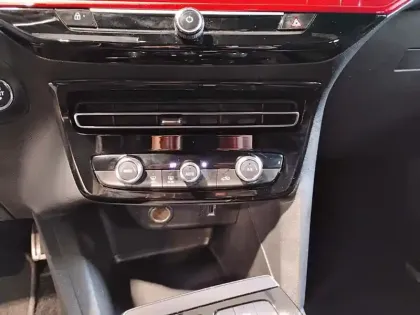 Photo 19 Opel Mokka  Electrique 136 ch & Batterie 50 kWh