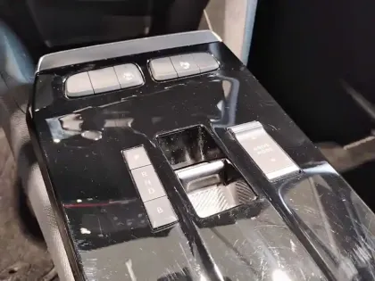 Photo 11 Opel Mokka  Electrique 136 ch & Batterie 50 kWh