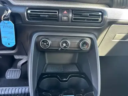 Photo 14 Citroën C3 e- 113 ch, autonomie urbaine