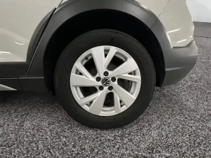 Photo 8 Volkswagen Taigo  1.0 TSI 95 BVM5