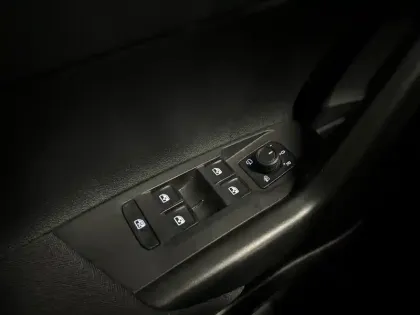 Photo 26 Volkswagen Taigo  1.0 TSI 95 BVM5