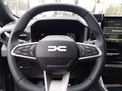 Photo 24 Dacia Bigster  Hybrid 155