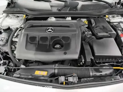 Photo 26 Mercedes Classe A  180 d 7G-DCT