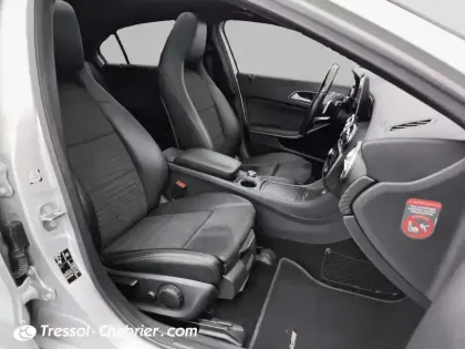 Photo 13 Mercedes Classe A  180 d 7G-DCT