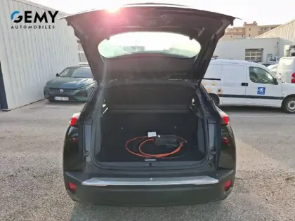 Photo 37 Peugeot 2008  Moteur électrique 136 ch