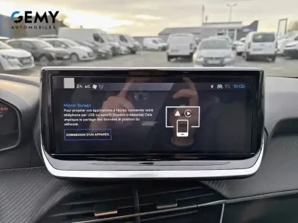 Photo 15 Peugeot 208  Hybrid 110 e-DCS6