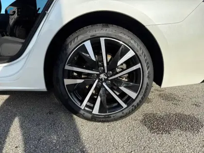 Photo 10 Peugeot 508  SW Hybrid 225 e-EAT8