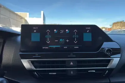 Photo 23 Citroën C4  BlueHDi 130 S&S EAT8