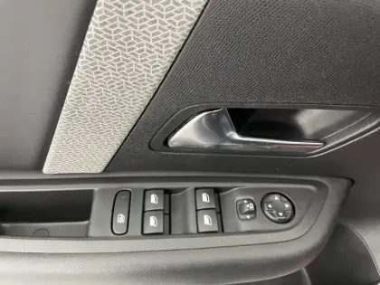 Photo 55 Citroën C4  BlueHDi 130 S&S EAT8