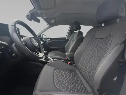 Photo 9 Audi A1  Sportback 25 TFSI 95 ch BVM5