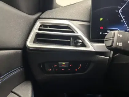 Photo 112 BMW Serie 3 320d xDrive 190 ch BVA8