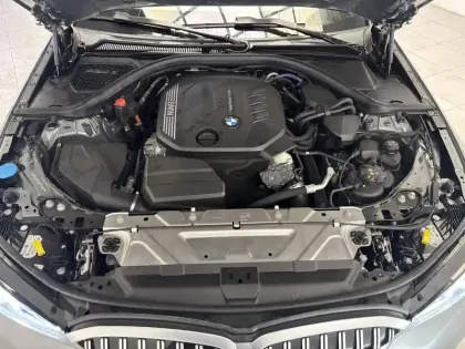 Photo 16 BMW Serie 3 320d xDrive 190 ch BVA8