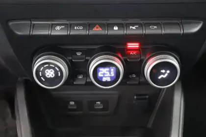 Photo 54 Dacia Duster  ECO-G 100 4x2