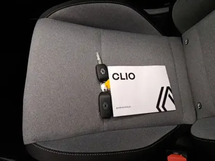 Photo 38 Renault Clio  TCe 90 ch GSR2