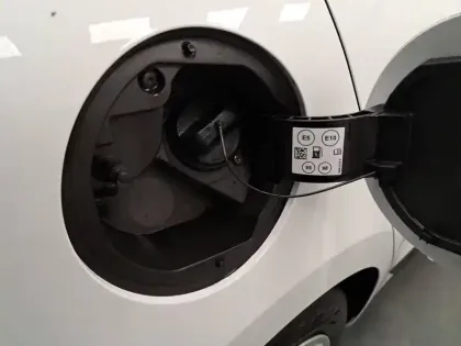 Photo 19 Renault Clio  TCe 90 ch GSR2