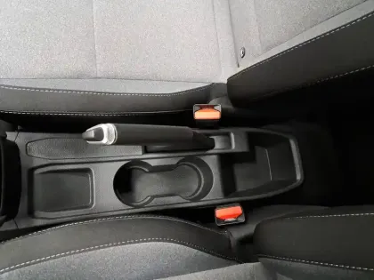 Photo 33 Renault Clio  TCe 90 ch GSR2