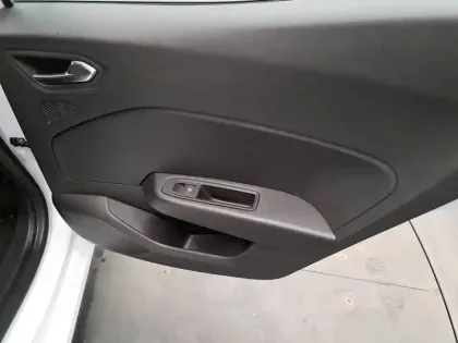 Photo 21 Renault Clio  TCe 90 ch GSR2