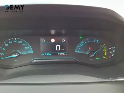 Photo 11 Peugeot 208  Electrique 50 kWh 136ch