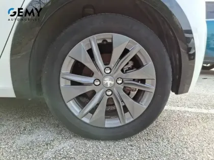 Photo 10 Peugeot 208  Electrique 50 kWh 136ch