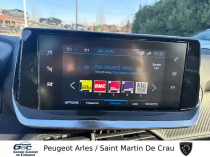 Photo 12 Peugeot 2008  PureTech 130 S&S BVM6