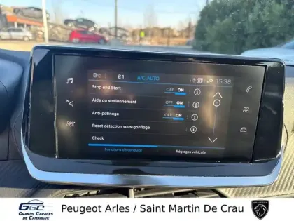 Photo 88 Peugeot 2008  PureTech 130 S&S BVM6